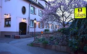 Logis Hôtel Du Centre - Halte Idéale En Cyclotourisme Avec Garage À Vélos Clos